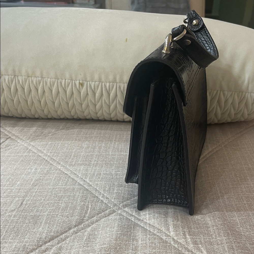 Valentino Black Croc-Embossed Crossbody Bag - Picture 7 of 10